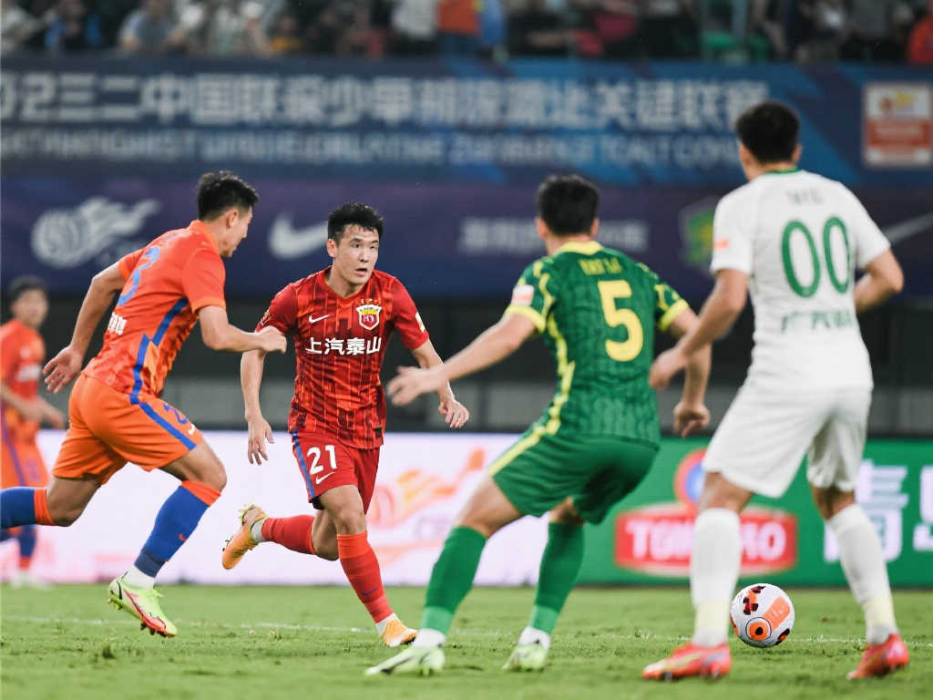 随着中国足 随着中国足